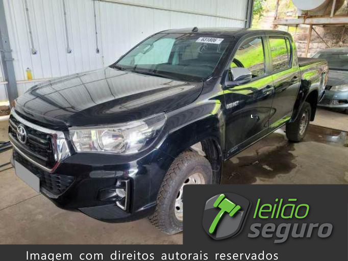 LOTE 026 TOYOTA HILUX CD 2019