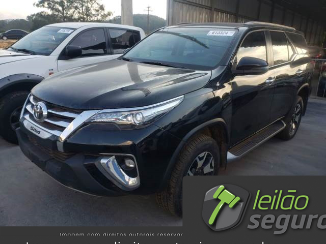 LOTE 058 TOYOTA SW4 SRX 2.8 D-4D TURBO 2020