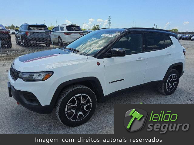 LOTE 012 JEEP COMPASS TRAILHAWK 2024