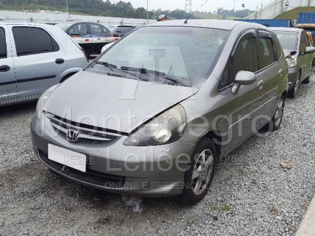 LOTE 018 - HONDA FIT LX 1.4 2008