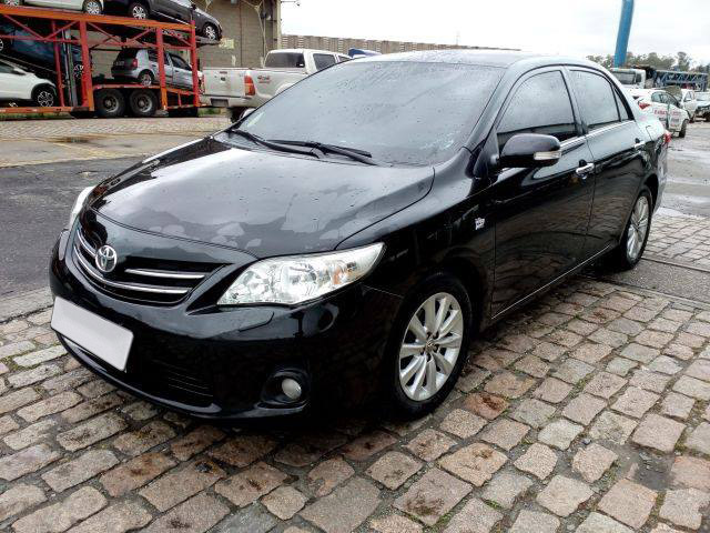 LOTE 013 Toyota Corolla 2.0 Dual VVT-I Altis 2015