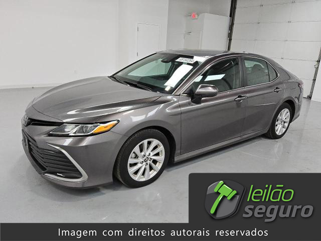 LOTE 093 TOYOTA CAMRY LE