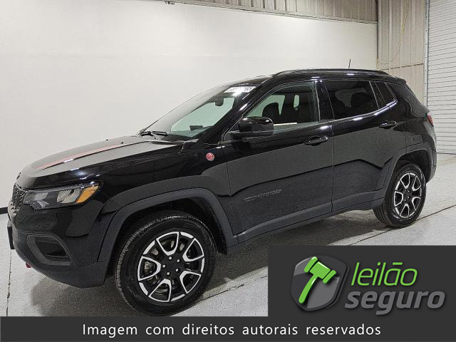 LOTE 096 JEEP COMPASS TRAILHAWK